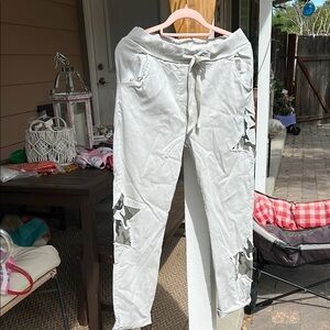 Venti6 NWOT Stretchy Light Green Jogger Pants. Soft, Adorable Camo Stars. Size S